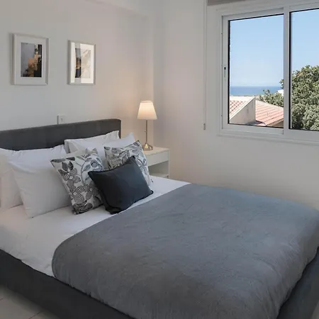 Phaedrus Living Golden Seaview Пафос