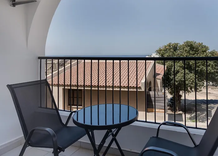 Διαμέρισμα Phaedrus Living Golden Seaview