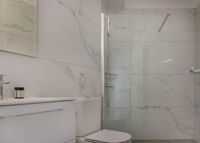 Phaedrus Living Golden Seaview Διαμέρισμα