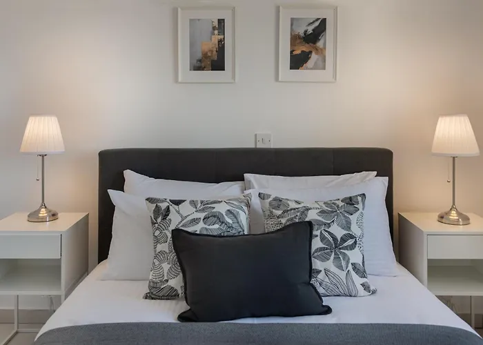 Διαμέρισμα Phaedrus Living Golden Seaview *