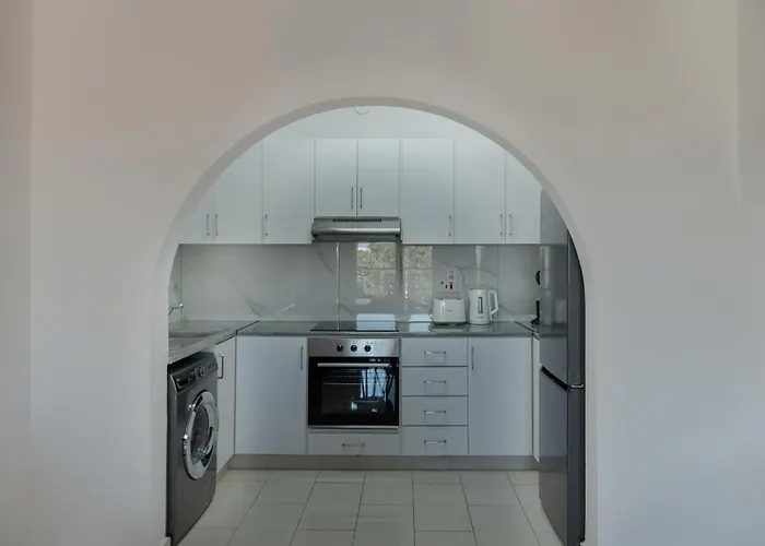 Phaedrus Living Golden Seaview パ フォス