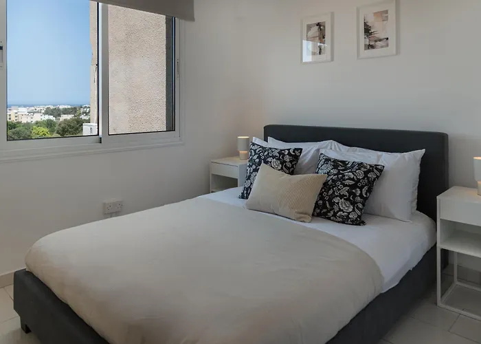 Phaedrus Living Golden Seaview Διαμέρισμα Πάφος